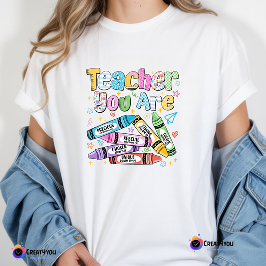 T-Shirt Professora 👩‍🎓 Teacher You Are – Presente Personalizado Único